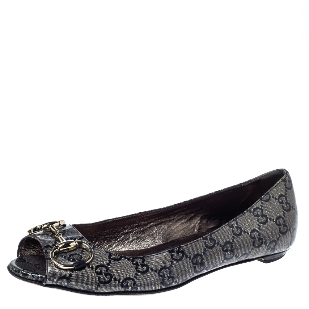 مملوكة مسبقًا حذاء بالرينا فلات غوتشي جولين هورسبيت بمقدمة مفتوحة كانفاس رصاصي وأزرق مقاس 37.5