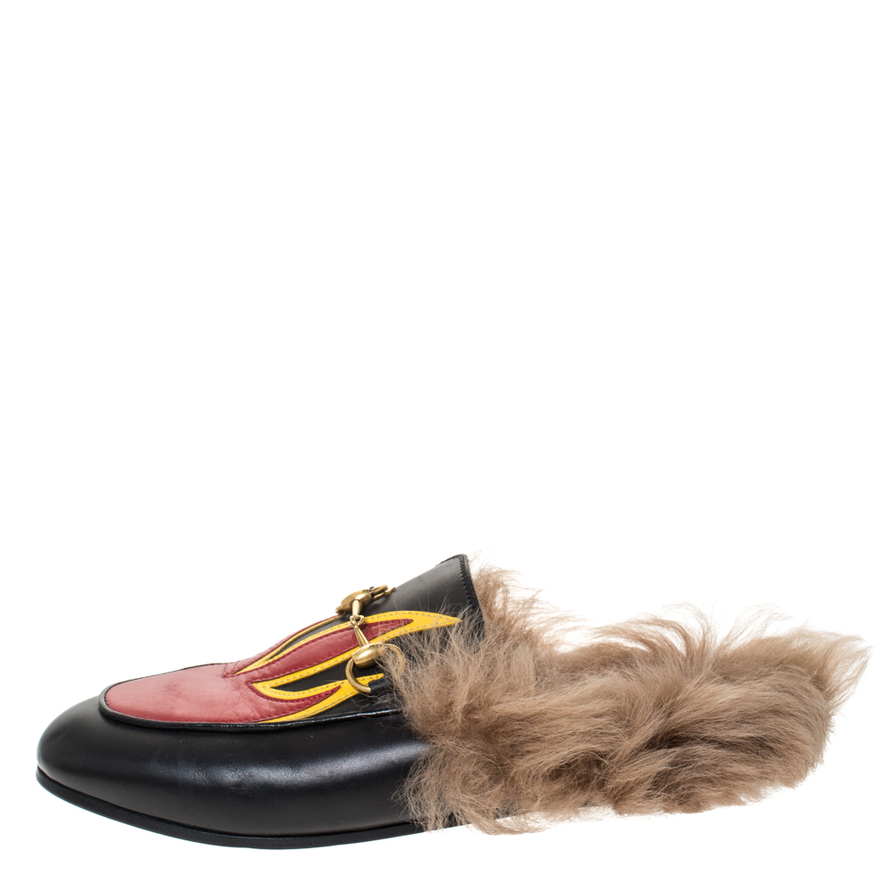 

Gucci Black Leather And Fur Princetown Flame Horsebit Flat Mules Size
