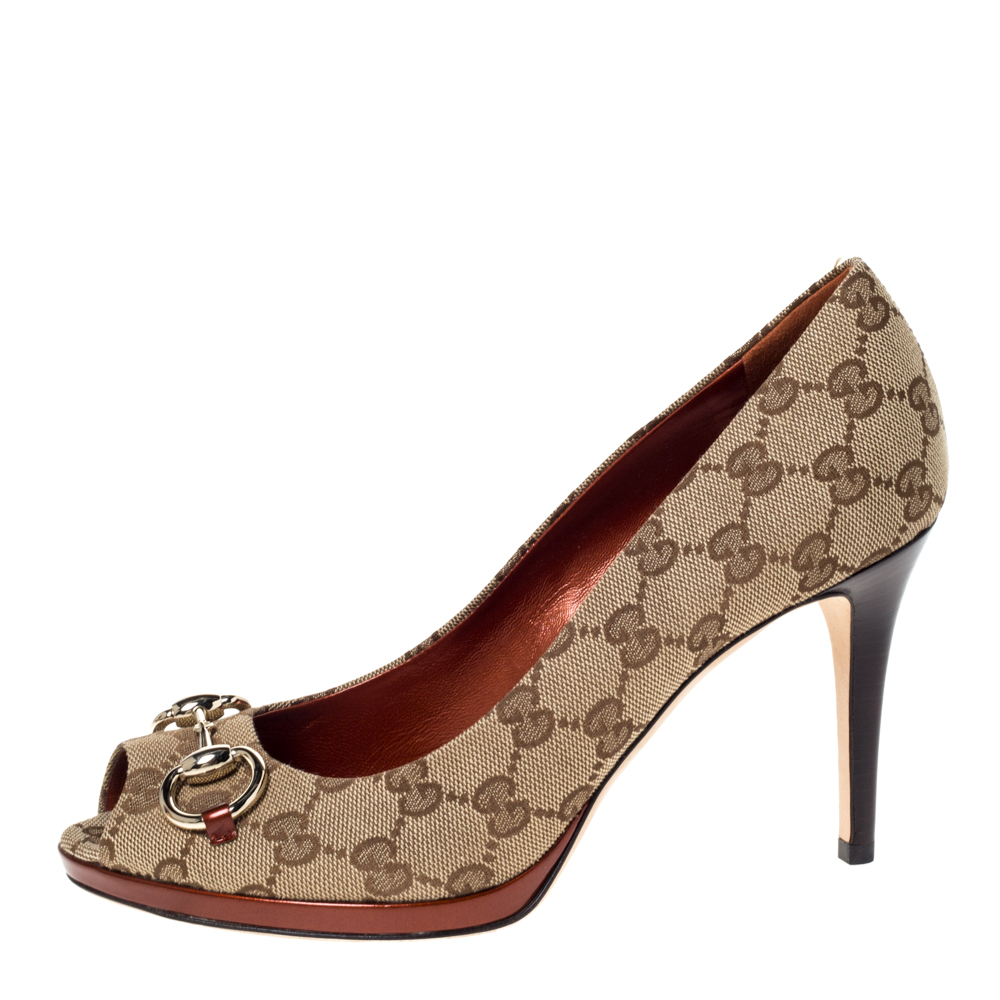 

Gucci Beige GG Canvas New Hollywood Horsebit Peep Toe Pumps Size