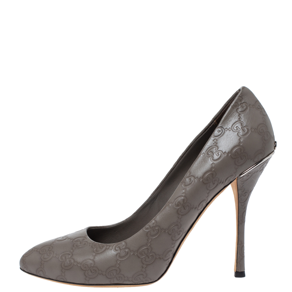 

Gucci Grey Guccissima Leather Pointed Toe Pumps Size