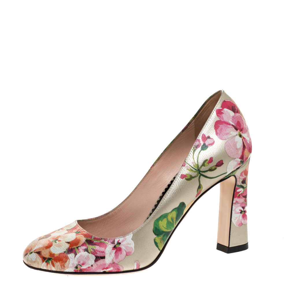 

Gucci Multicolor Floral Printed Leather GG Supreme Blooms Pumps Size