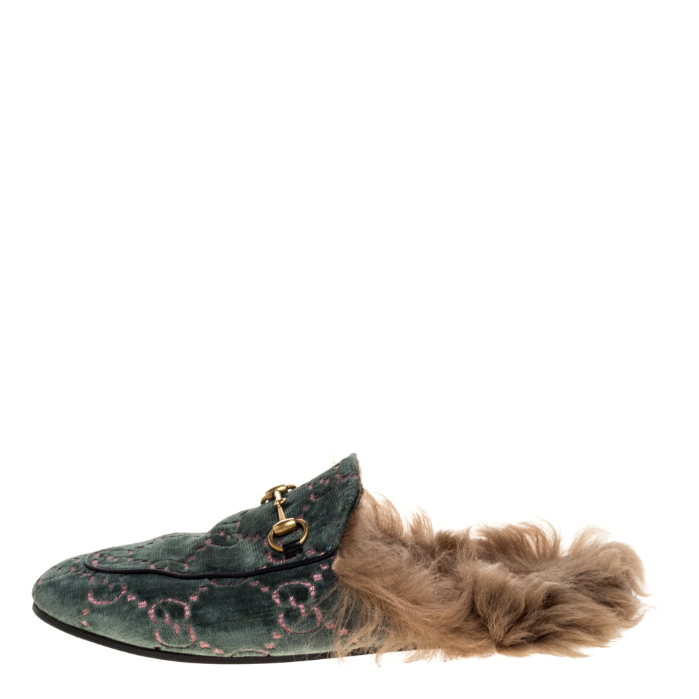 

Gucci Green GG Velvet and Fur Lined Princetown Flat Mule Size
