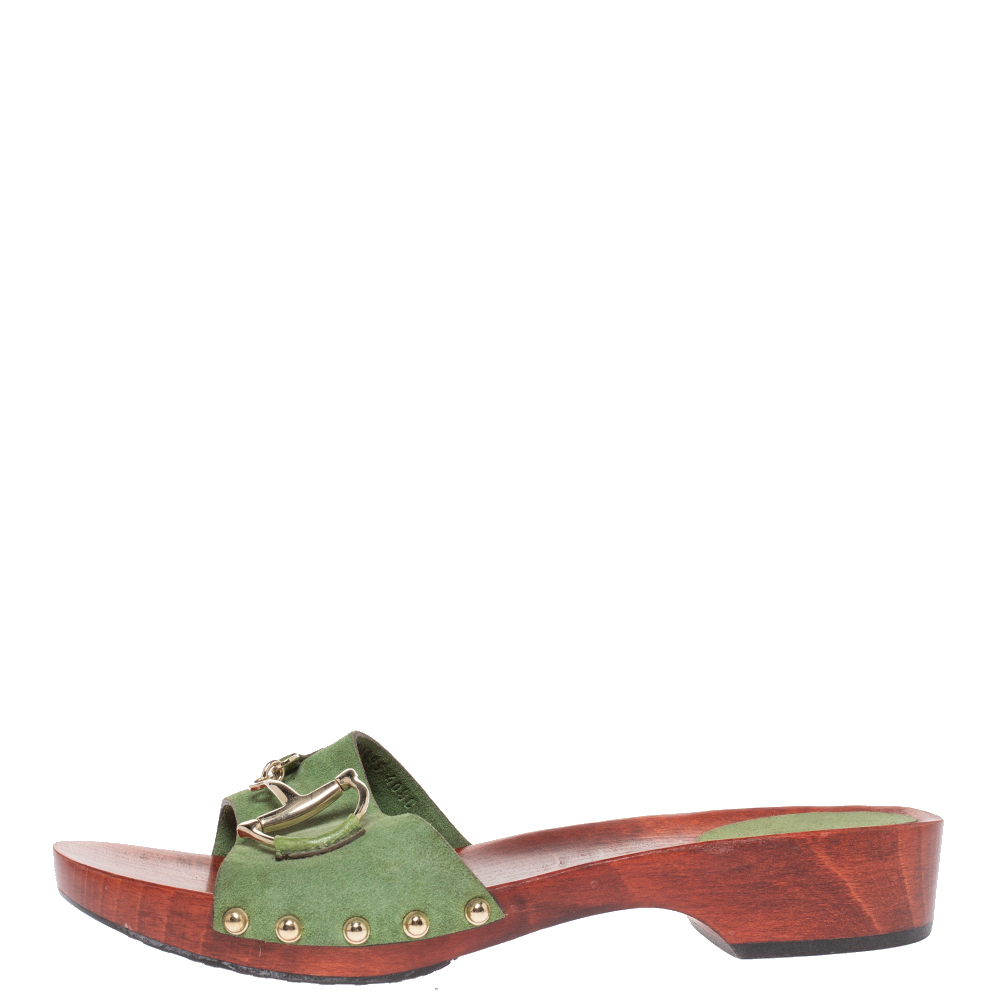 

Gucci Green Suede And Leather Icon Bit Clogs Size