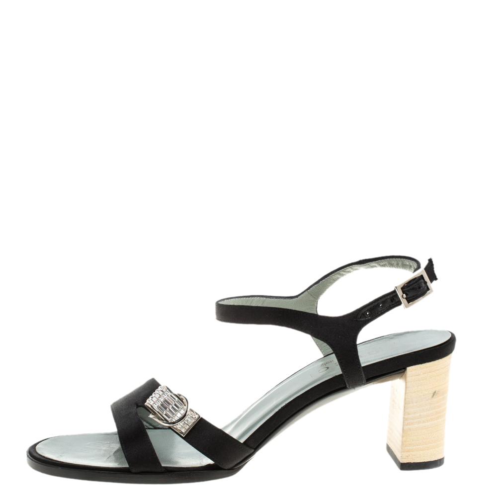

Gucci Black Satin Buckle Embellished Block Heel Ankle Strap Sandals Size