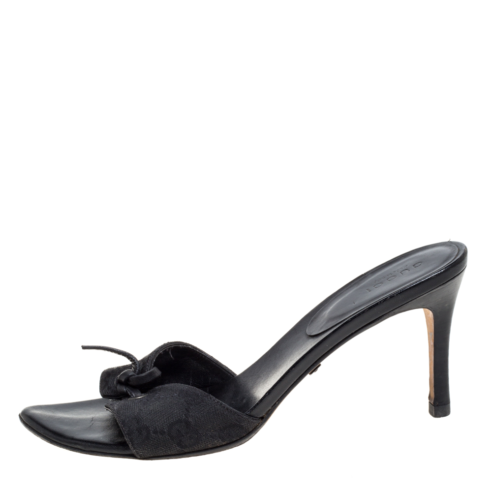 Gucci Black GG Canvas Slide Sandals Size