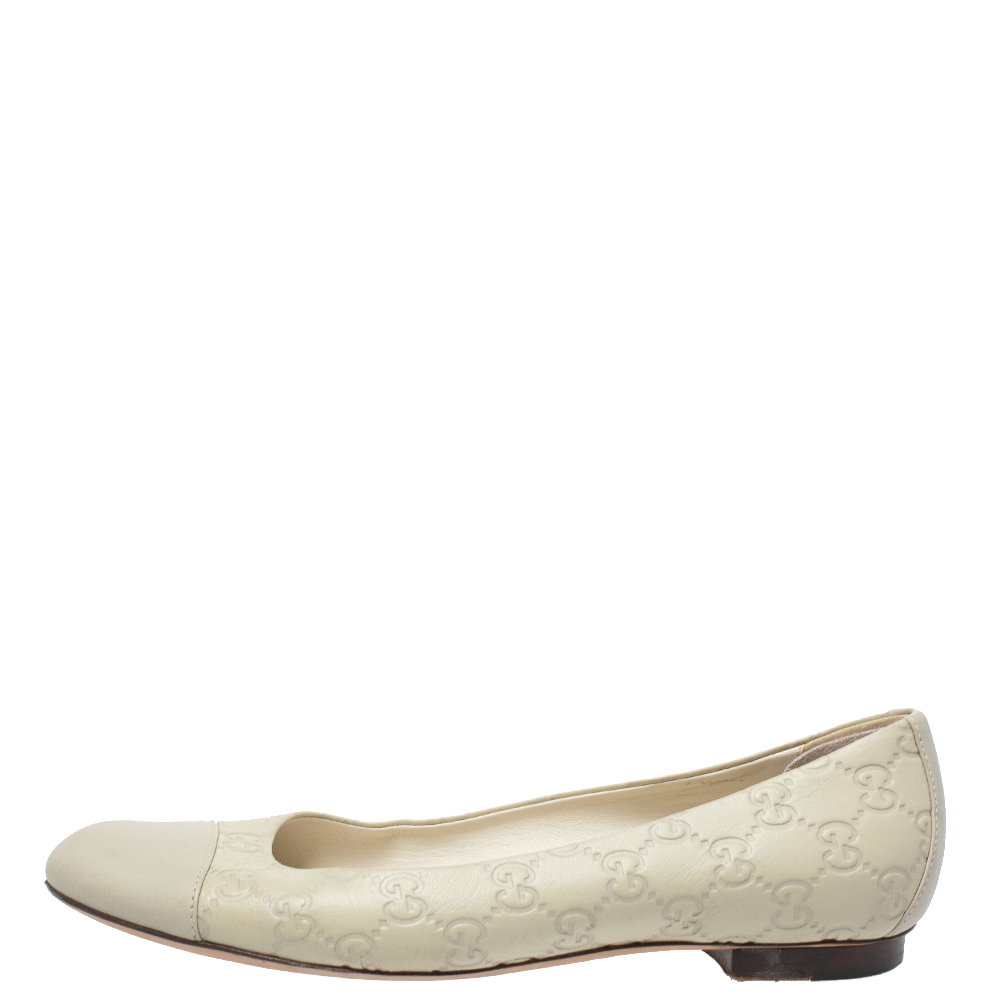 

Gucci Ivory Guccissima Leather Round Toe Ballet Flats Size, White