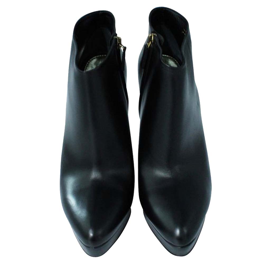 

Gucci Black Leather Boots Size