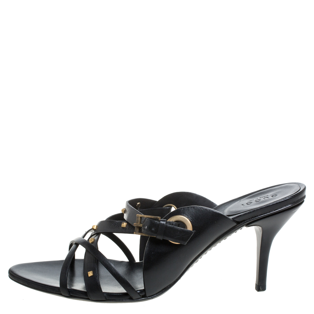 

Gucci Black Leather Studded Open Toe Sandals Size