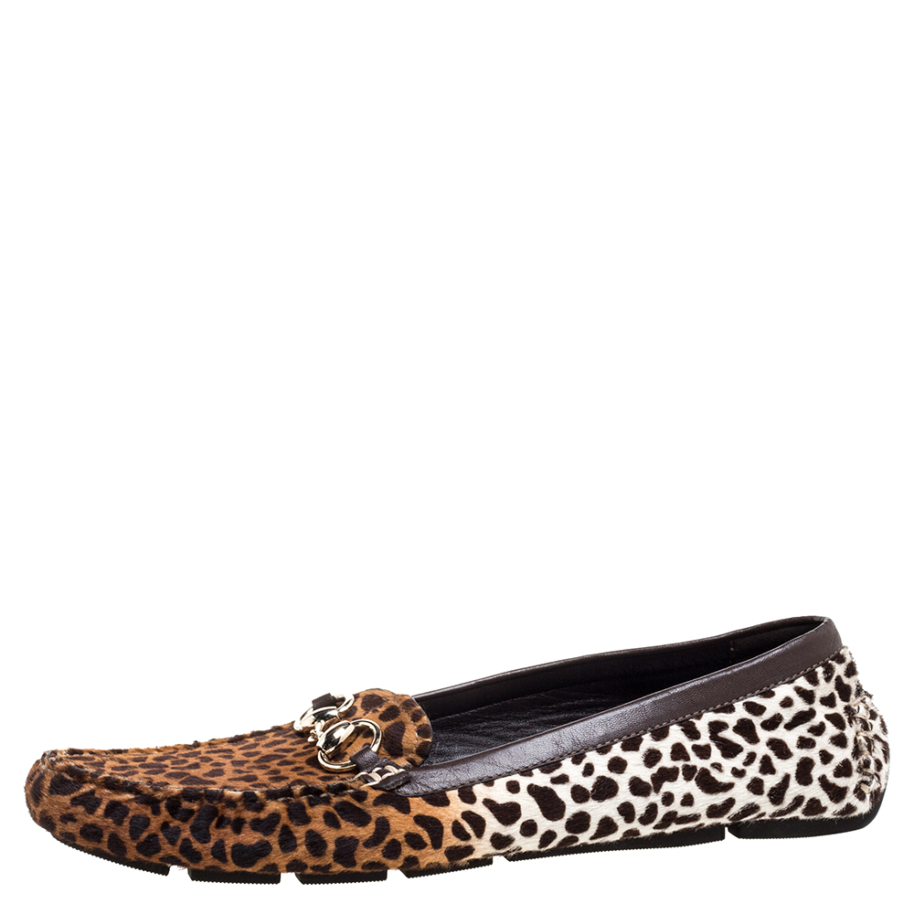 

Gucci Brown/White Leopard Print Calfhair Horsebit Detail Slip On Loafers Size