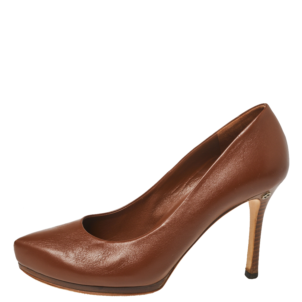

Gucci Brown Leather Pointed Toe Pumps Size