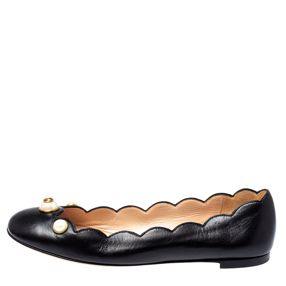 

Gucci Black Leather Willow Scalloped Ballet Flats Size