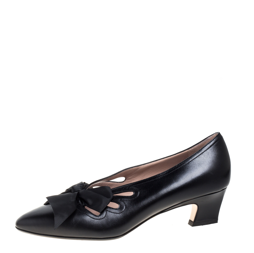 

Gucci Black Leather Cutout Detail GG Bow Embellished Berith Pumps Size