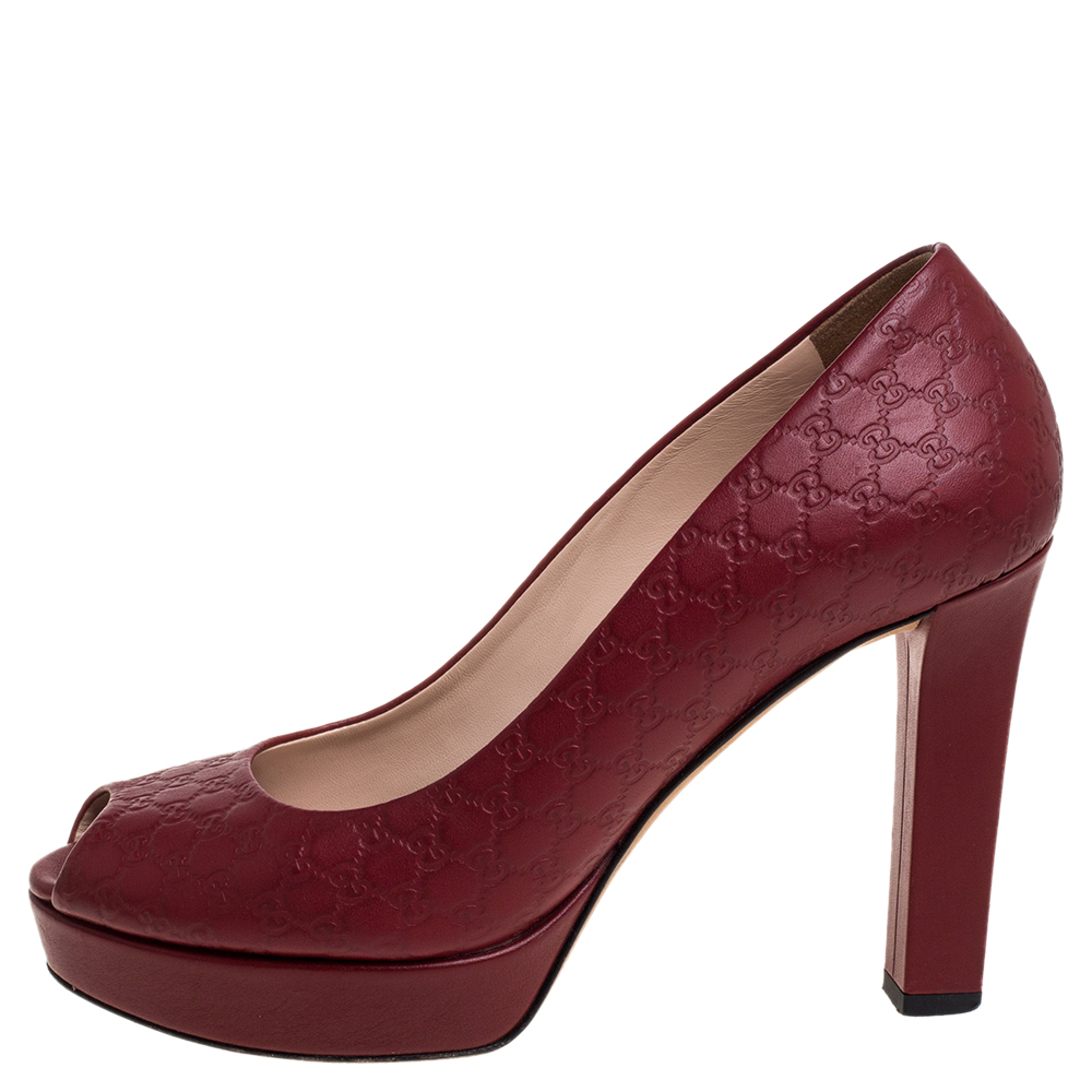 

Gucci Red Microguccissima Leather Peep Toe Platform Pumps Size