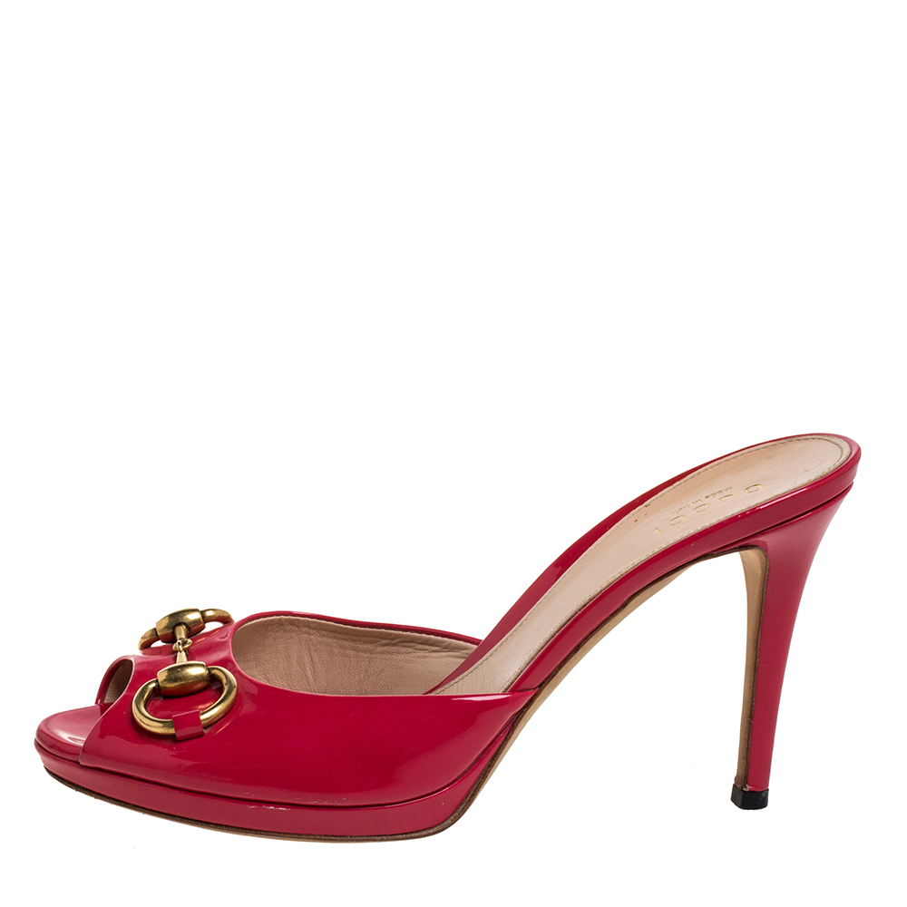 

Gucci Fuchsia Patent Leather Horsebit Sandals Size, Pink