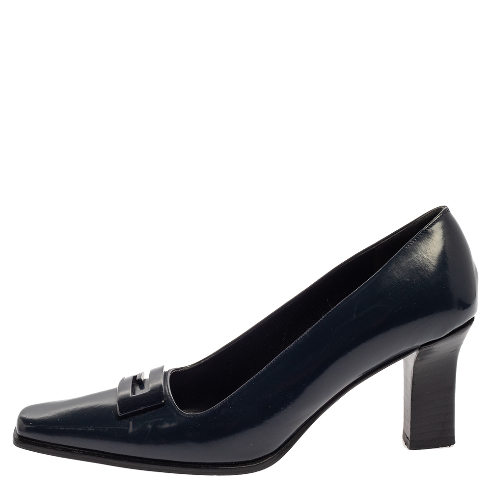 

Gucci Vintage Blue Leather G Logo Embellished Pumps Size