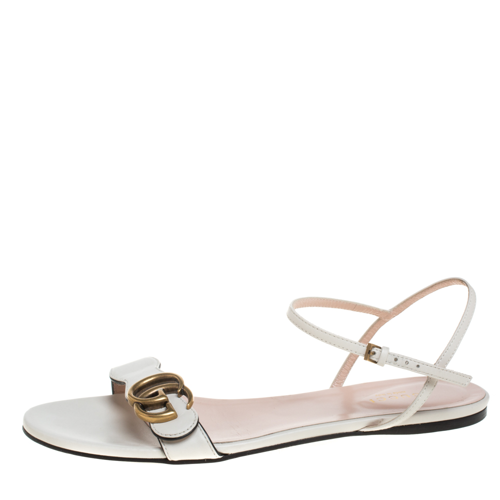 

Gucci White Leather GG Marmont Flat Sandals Size