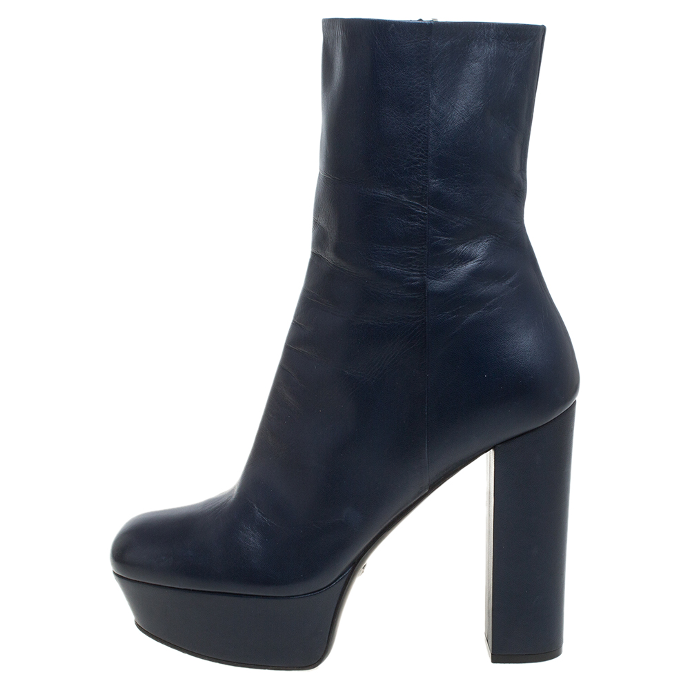 

Gucci Blue Leather Platform Block Heel Ankle Boots Size