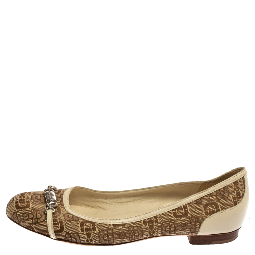 

Gucci Cream/Brown Canvas And Leather Horsebit Ballet Flats Size