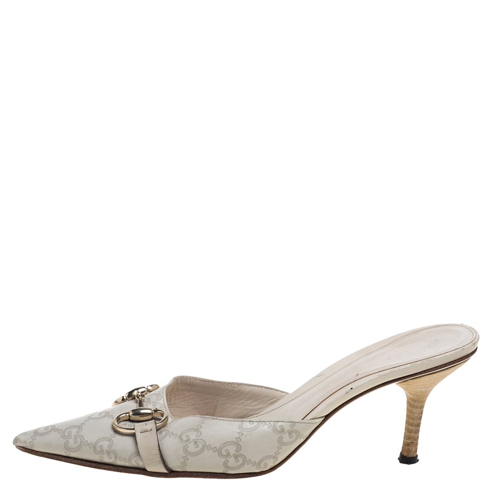 

Gucci White GG Leather Horsebit Pointed Toe Mules Size