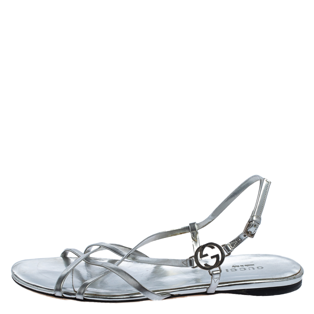 

Gucci Silver Leather Strappy Flats Sandals Size