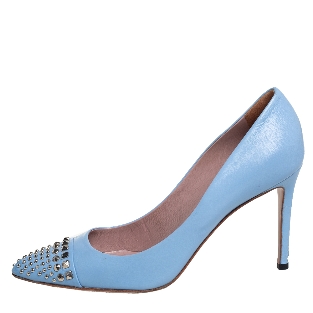 

Gucci Blue Leather Studded Pointed Toe Pumps Size