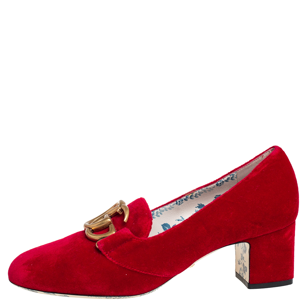 

Gucci Red Velvet GG Marmont Victoire Block Heel Pumps Size