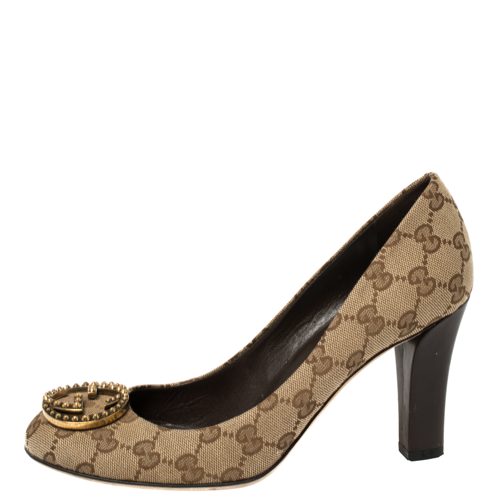 

Gucci Beige GG Canvas Interlocking GG Block Heel Pump Size
