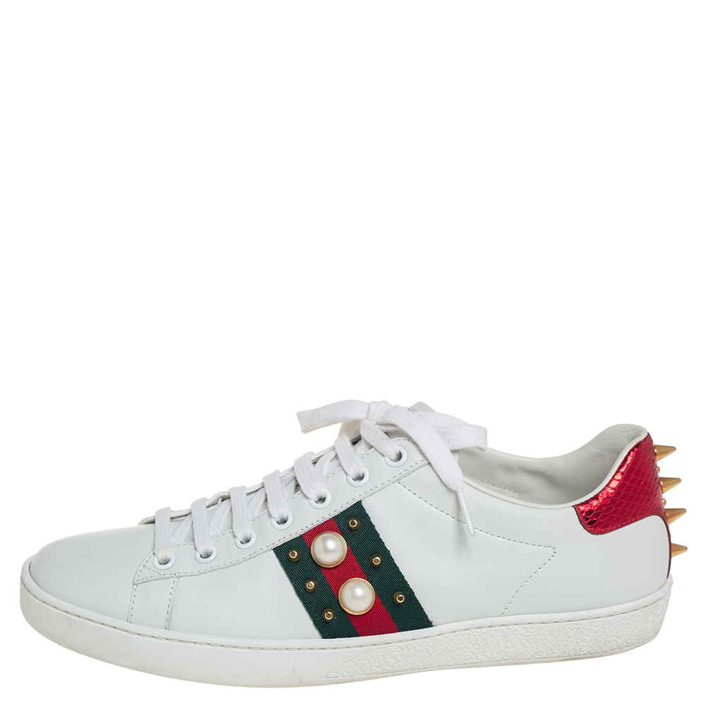 

Gucci White Leather Ace Faux Pearl Embellished Studded Low Top Sneakers Size