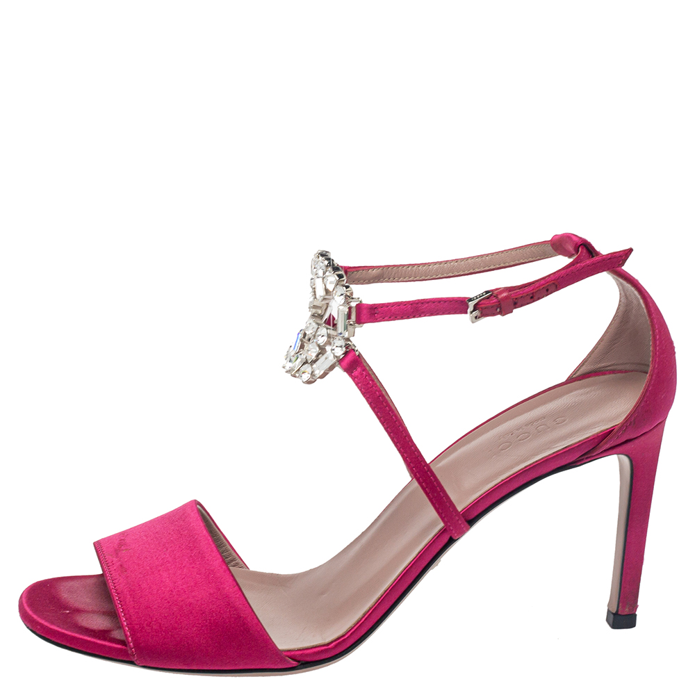 

Gucci Pink Satin Crystal Embellished Interlocking G Ankle Strap Sandals Size