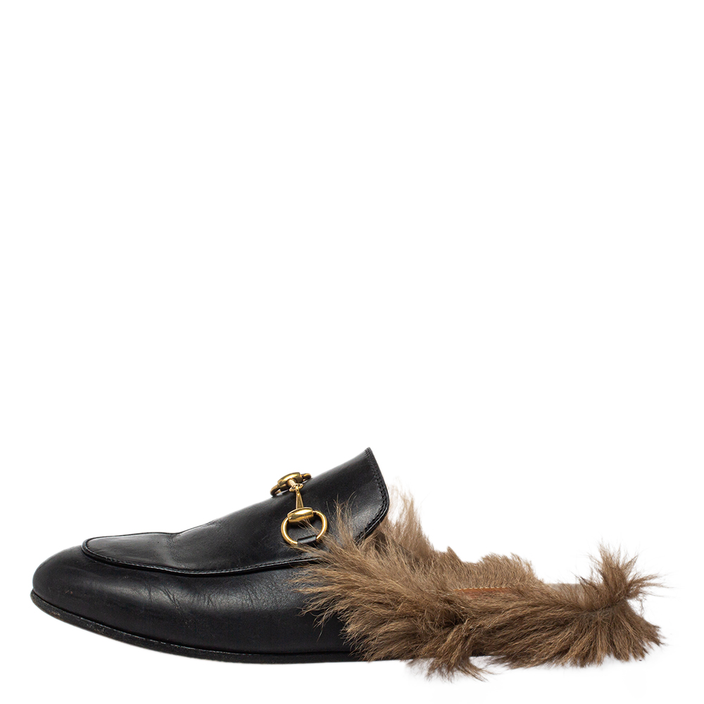 

Gucci Black Leather and Fur Princetown Sandals Size