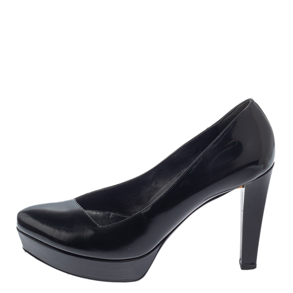 

Gucci Black Patent Leather Platform Pumps Size