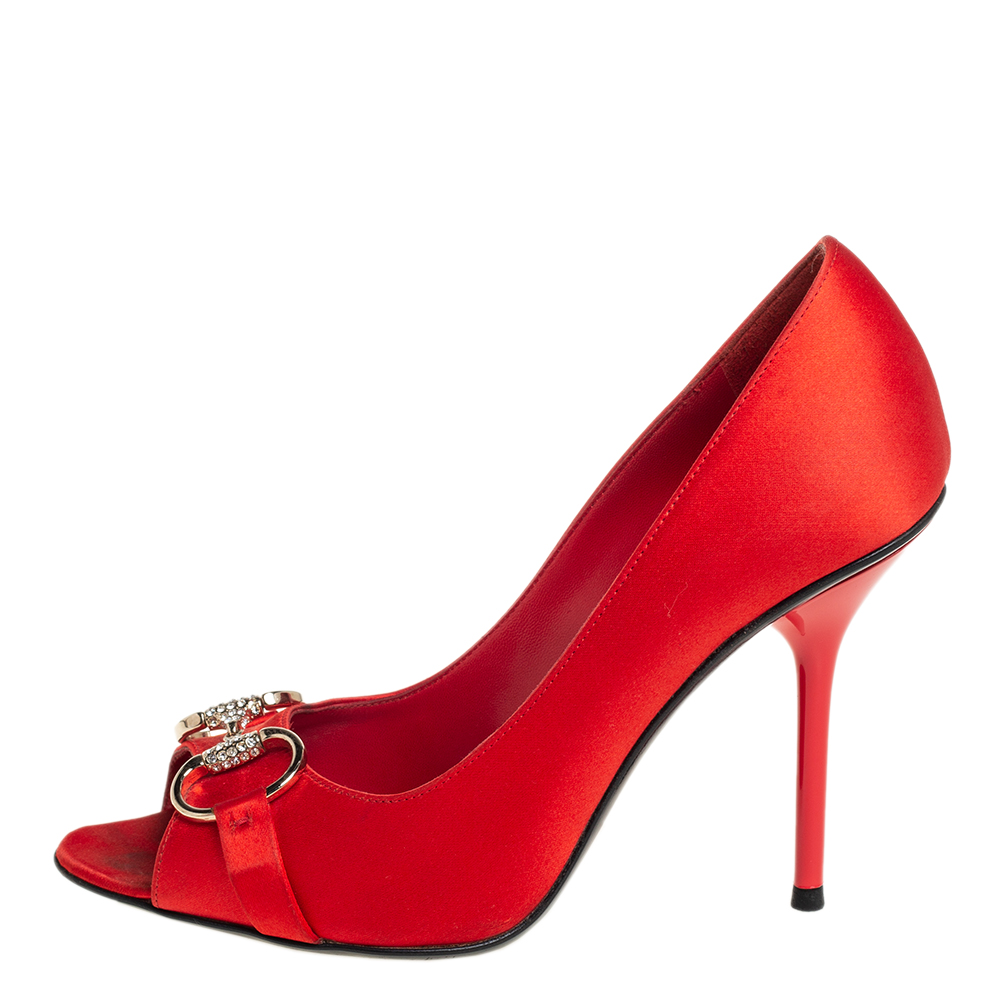 

Gucci Orange Satin Horsebit Peep Toe Pumps Size