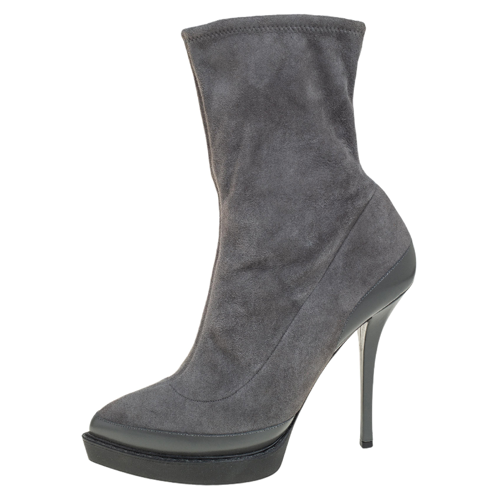 

Gucci Grey Suede And Leather Pointed Toe Platform Ankle Boots Size