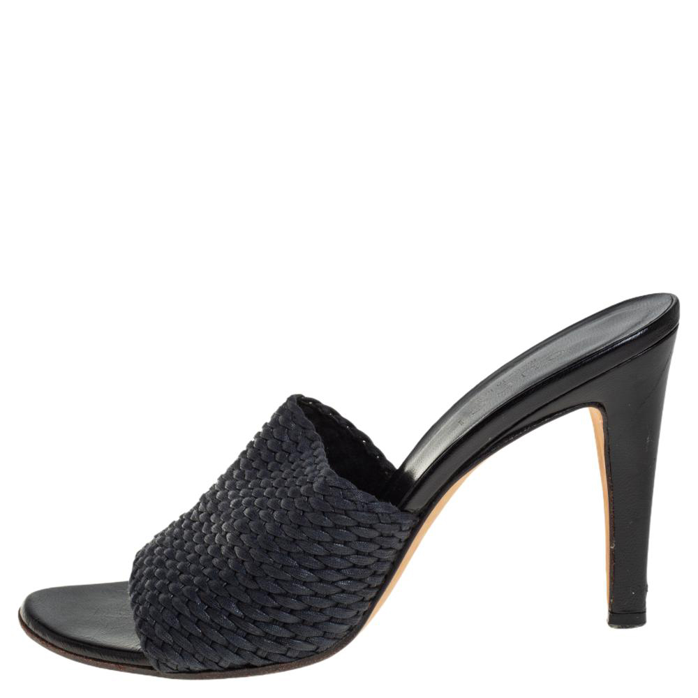 

Gucci Dark Blue Woven Fabric Mule Sandals Size