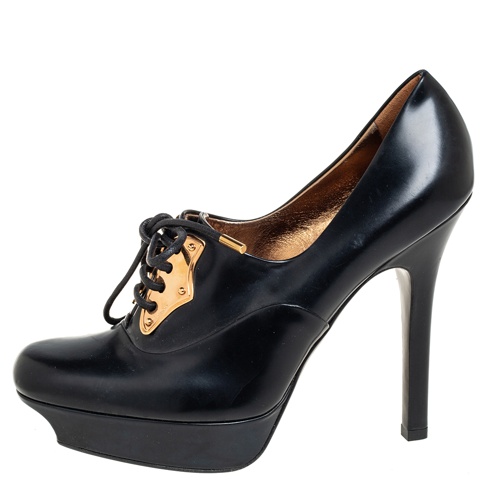 

Gucci Black Leather Lace Up Platform Booties Size