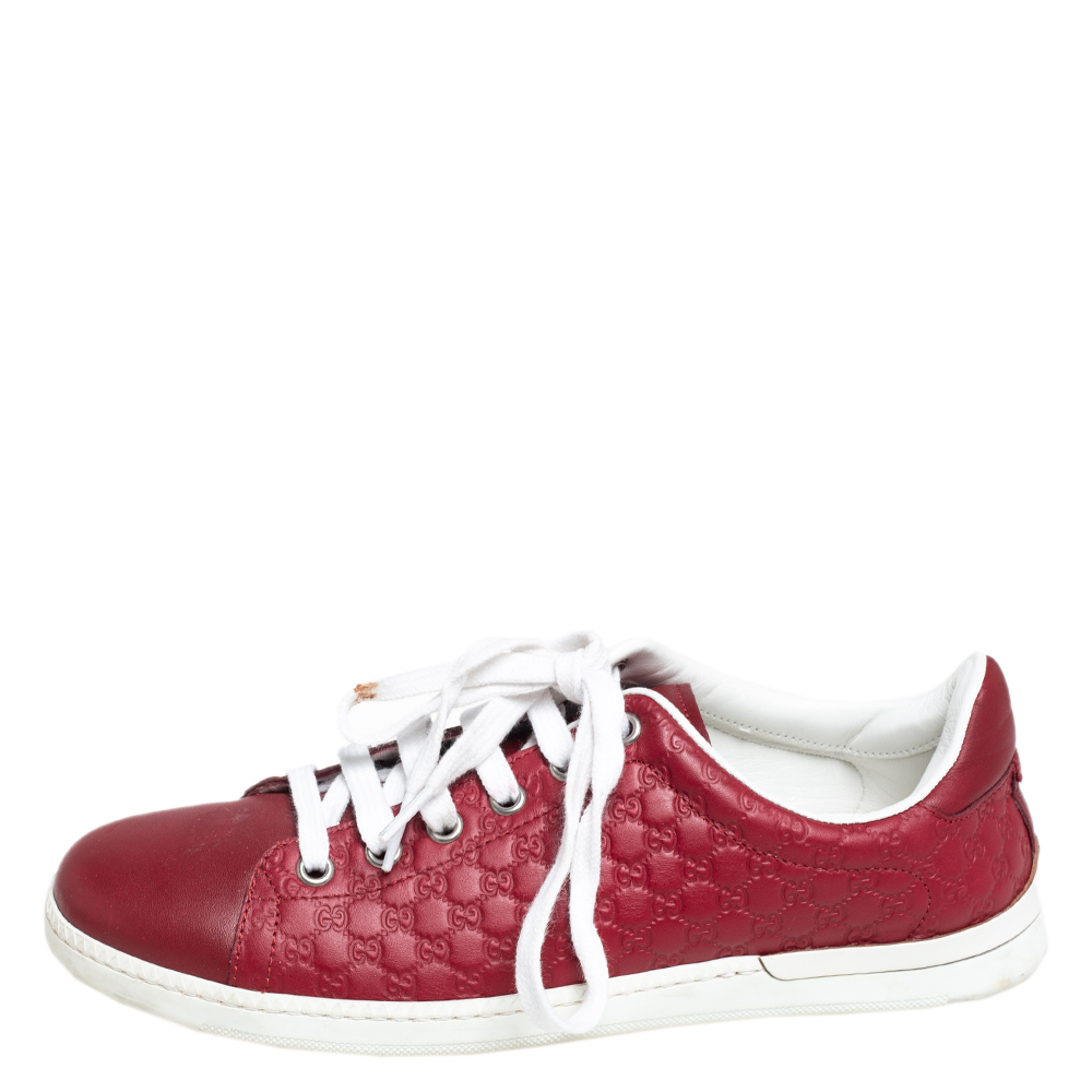 

Gucci Red Microguccissima Leather Low Top Sneakers Size