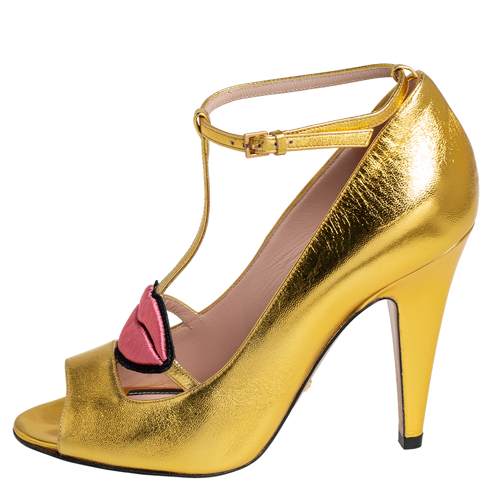 

Gucci Gold Leather Molina Lips Embroidered T Strap Pumps Size