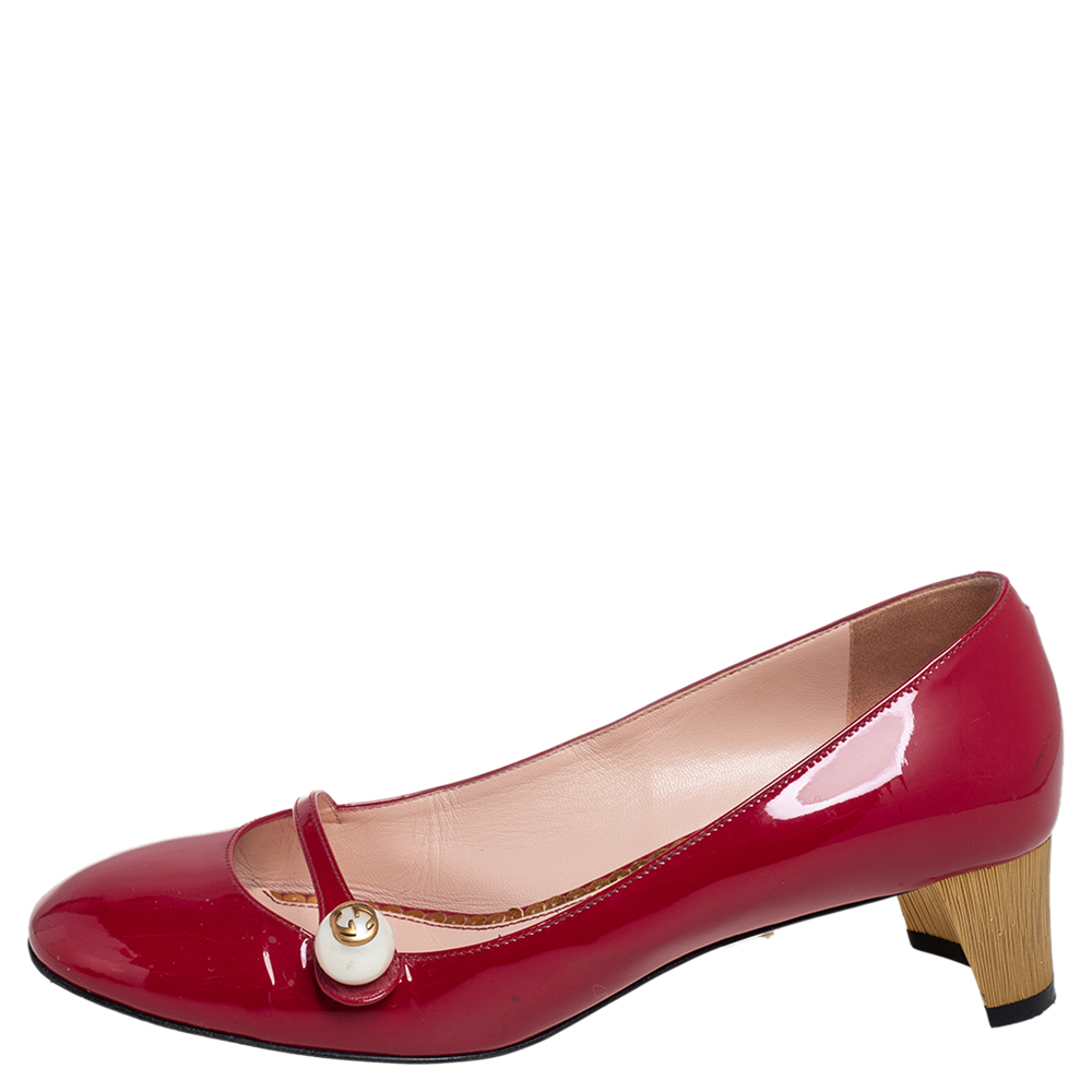

Gucci Red Patent Leather Pearl Detail Mary Jane Pumps Size