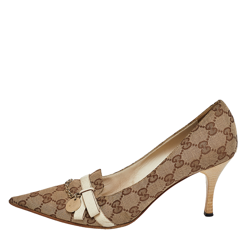 

Gucci Beige GG Canvas Chain Embellished Pointed Toe Pumps Size