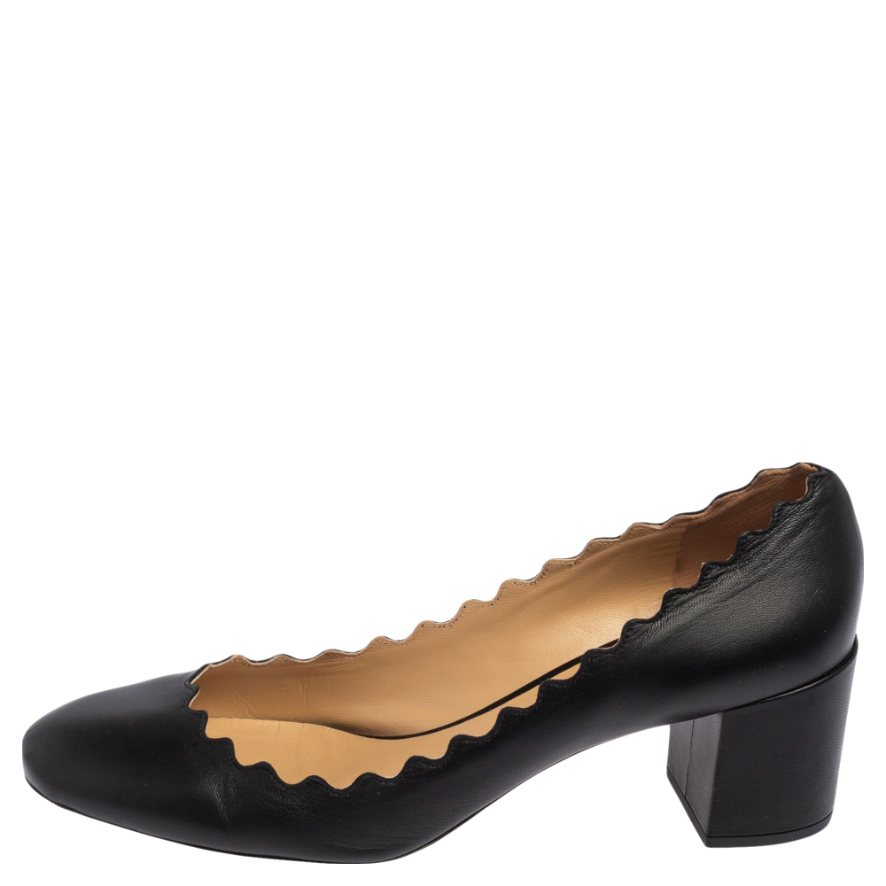 

Chloe Black Leather Lauren Scalloped Pumps Size