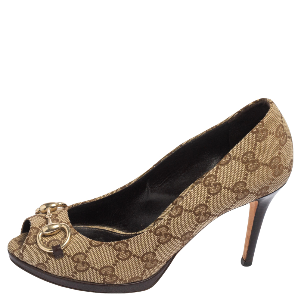 

Gucci Beige GG Canvas New Hollywood Horsebit Peep Toe Pumps Size