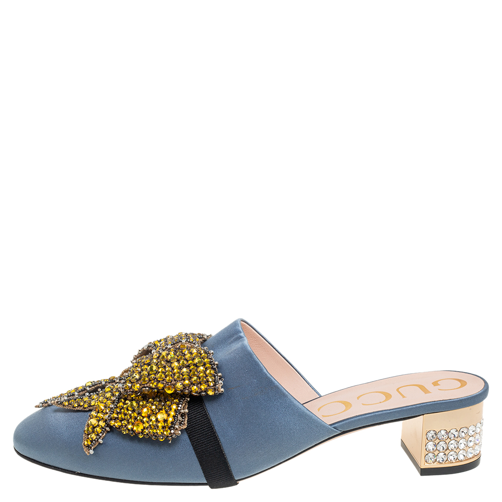 

Gucci Blue Satin Candy Bow Embellished Mules Size