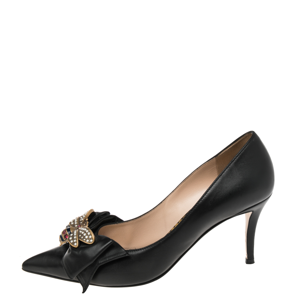 

Gucci Black Leather Embellished Bow Queen Margaret Pointed Toe Pumps Size