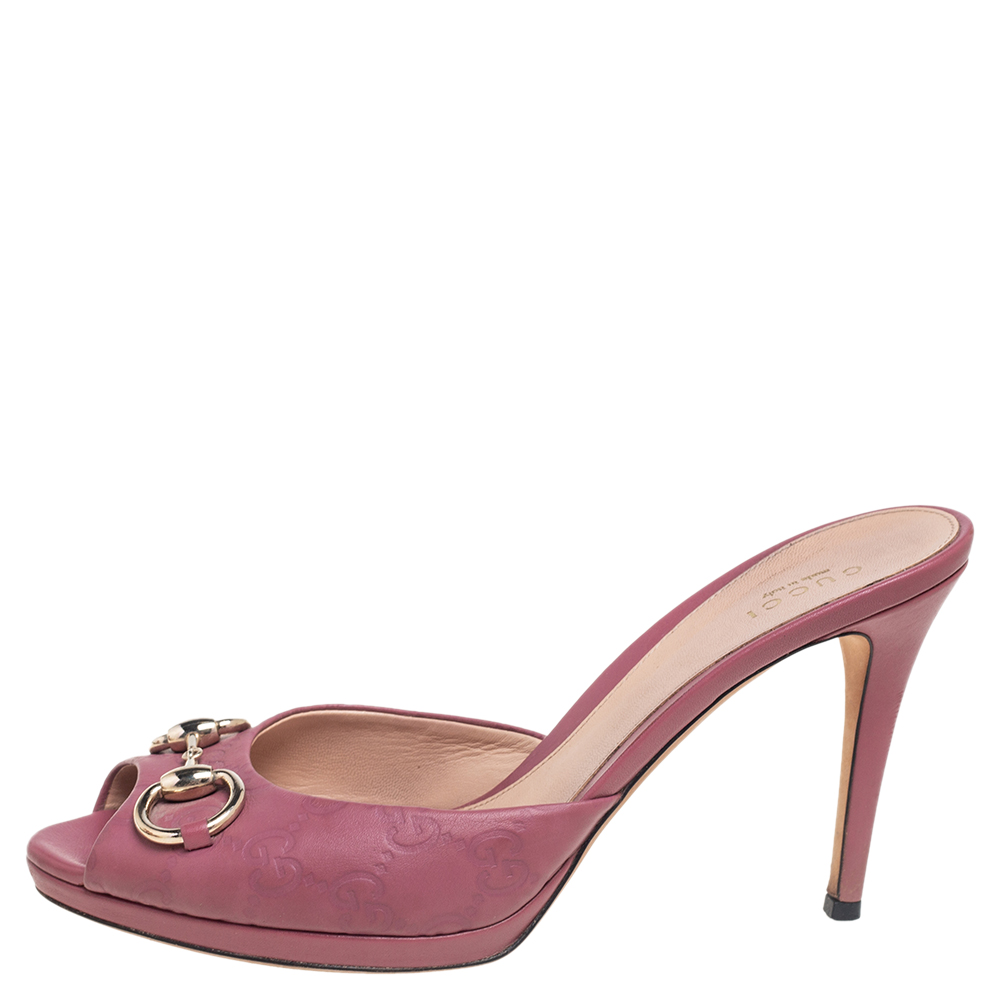 

Gucci Pink Guccissima Leather Horsebit Slides Size