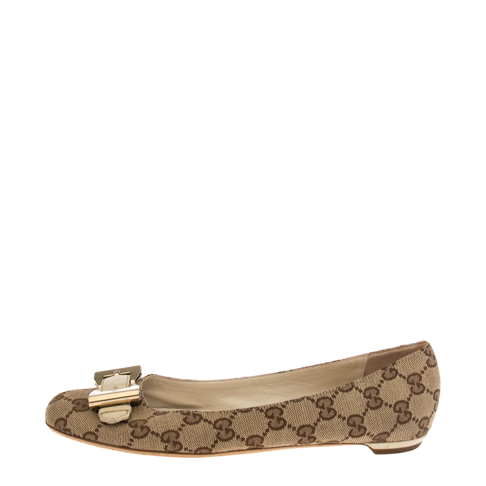 

Gucci Cream-Brown Canvas And Leather Buckle Ballet Flats Size