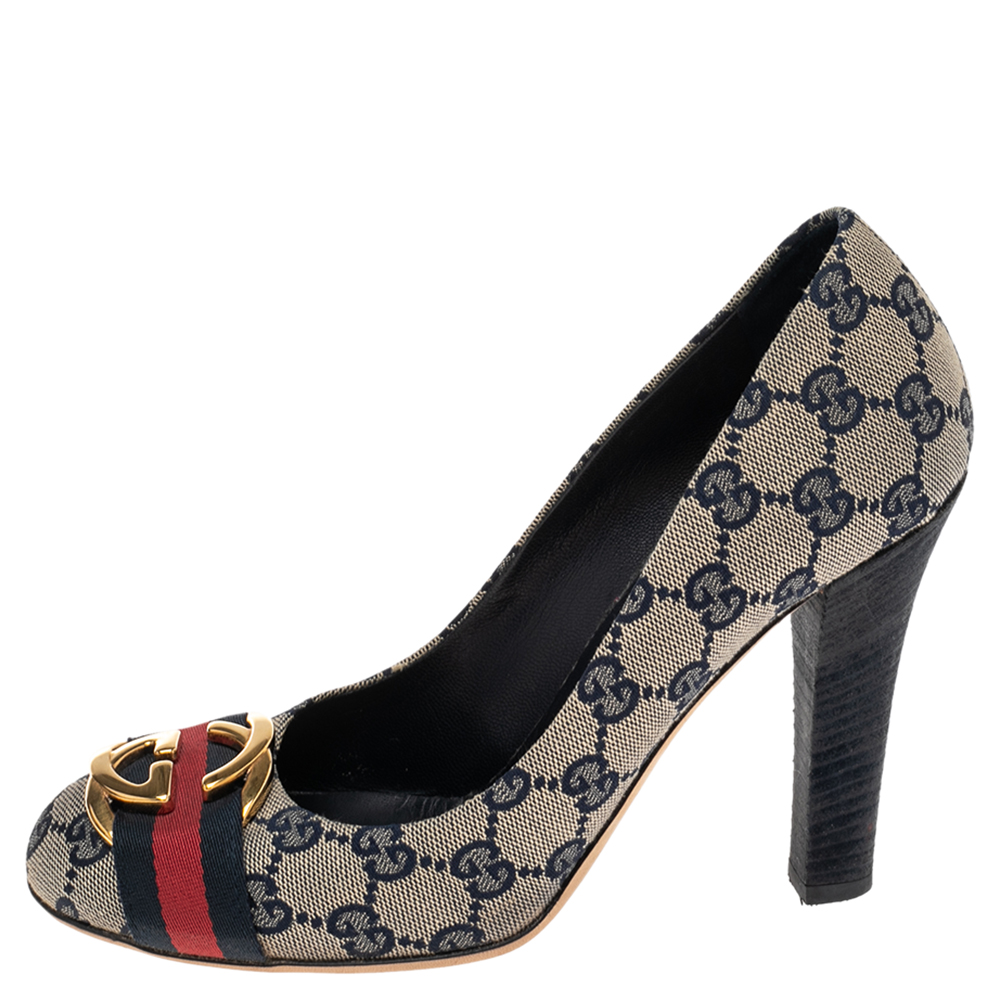 

Gucci Beige/Blue GG Canvas Web Pumps Size