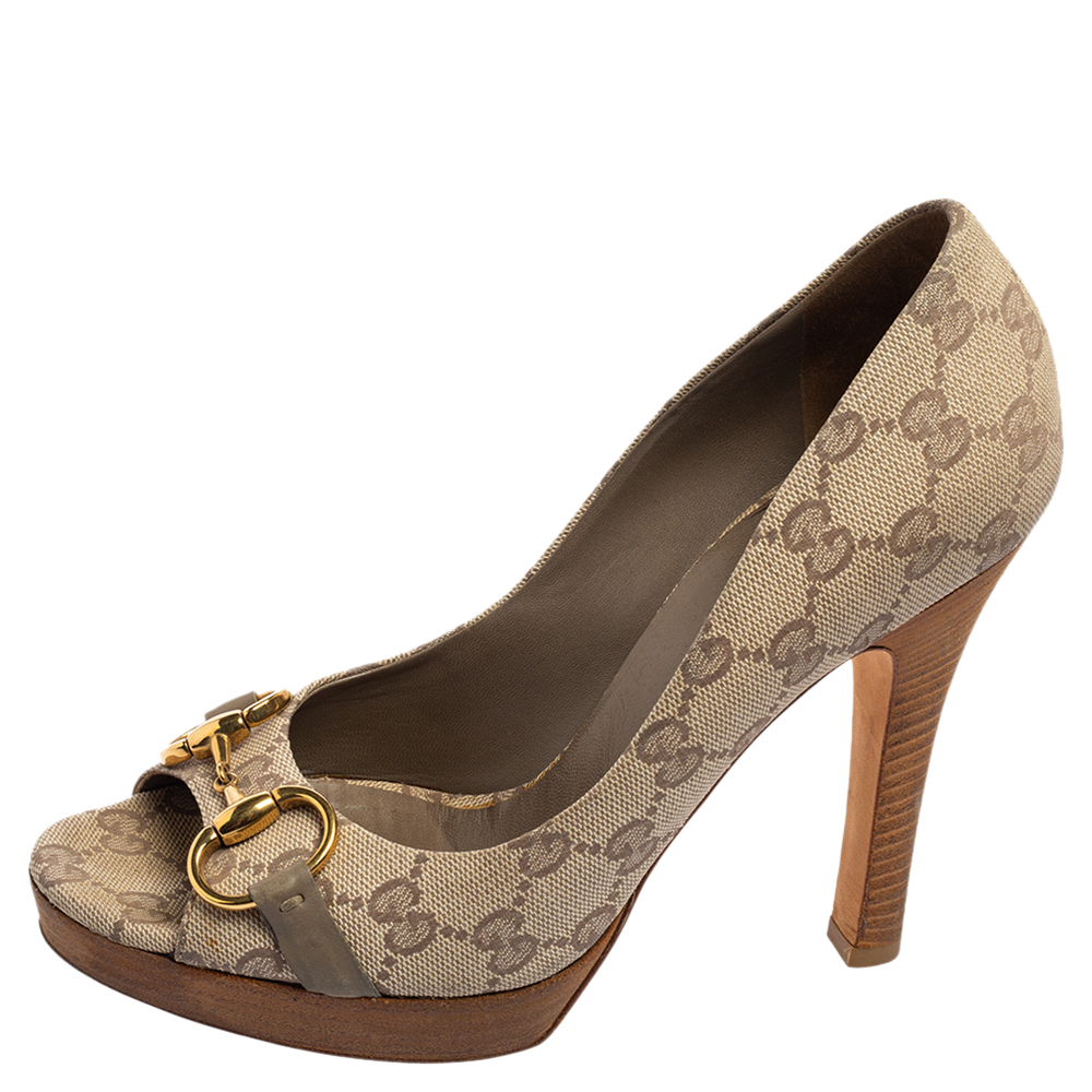 

Gucci Beige GG Canvas Horsebit Peep-Toe Pumps Size