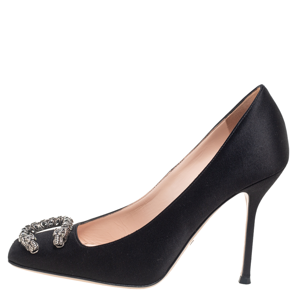 

Gucci Black Satin Dionysus Square Toe Pumps Size