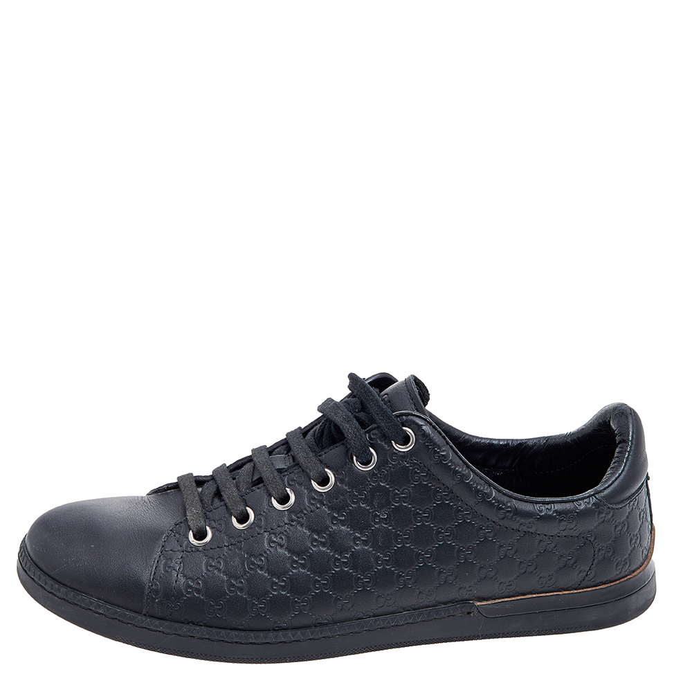 

Gucci Black Microguccissima Leather Low Top Sneakers Size