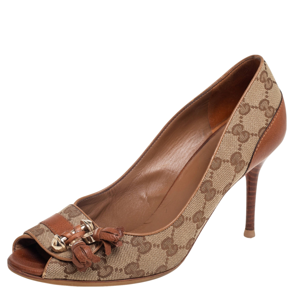 

Gucci Brown/Beige Leather and GG Canvas Tassel Detail Peep-Toe Pumps Size